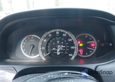 2017 Honda Accord Ex z USA, uszkodzony, nr VIN 1HGCR2F76HA299097